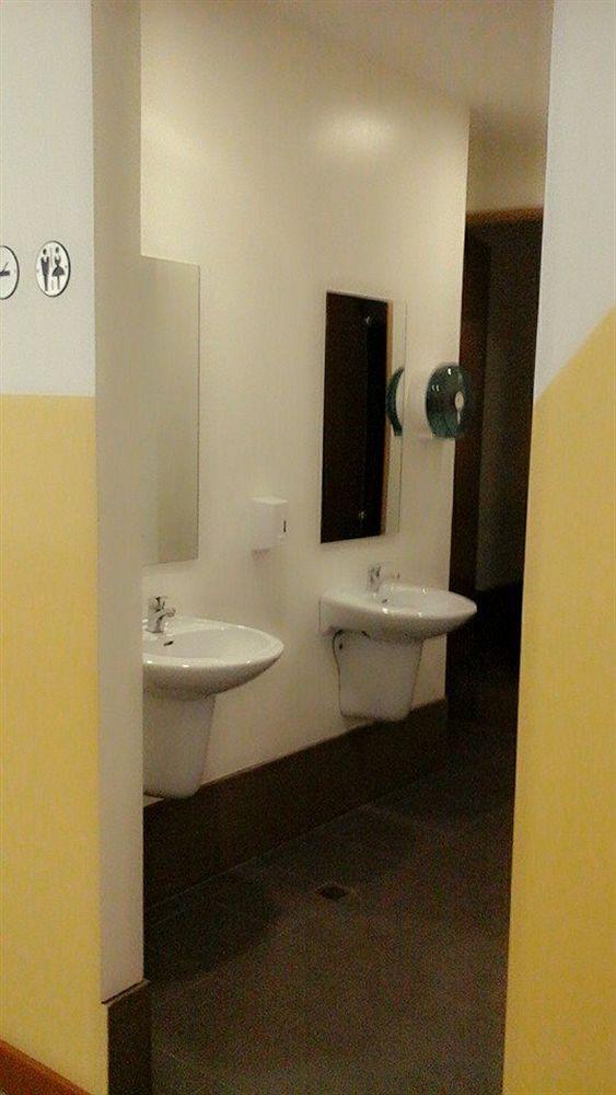 Hostellery Маніла Екстер'єр фото